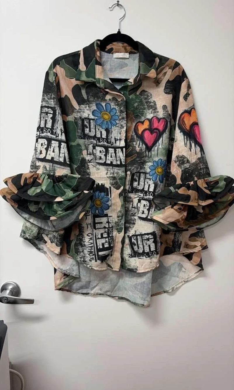 L763 | Loowie Urban Floral Camo Printed Shirt | Ruffled Sleeves | One Size S-L